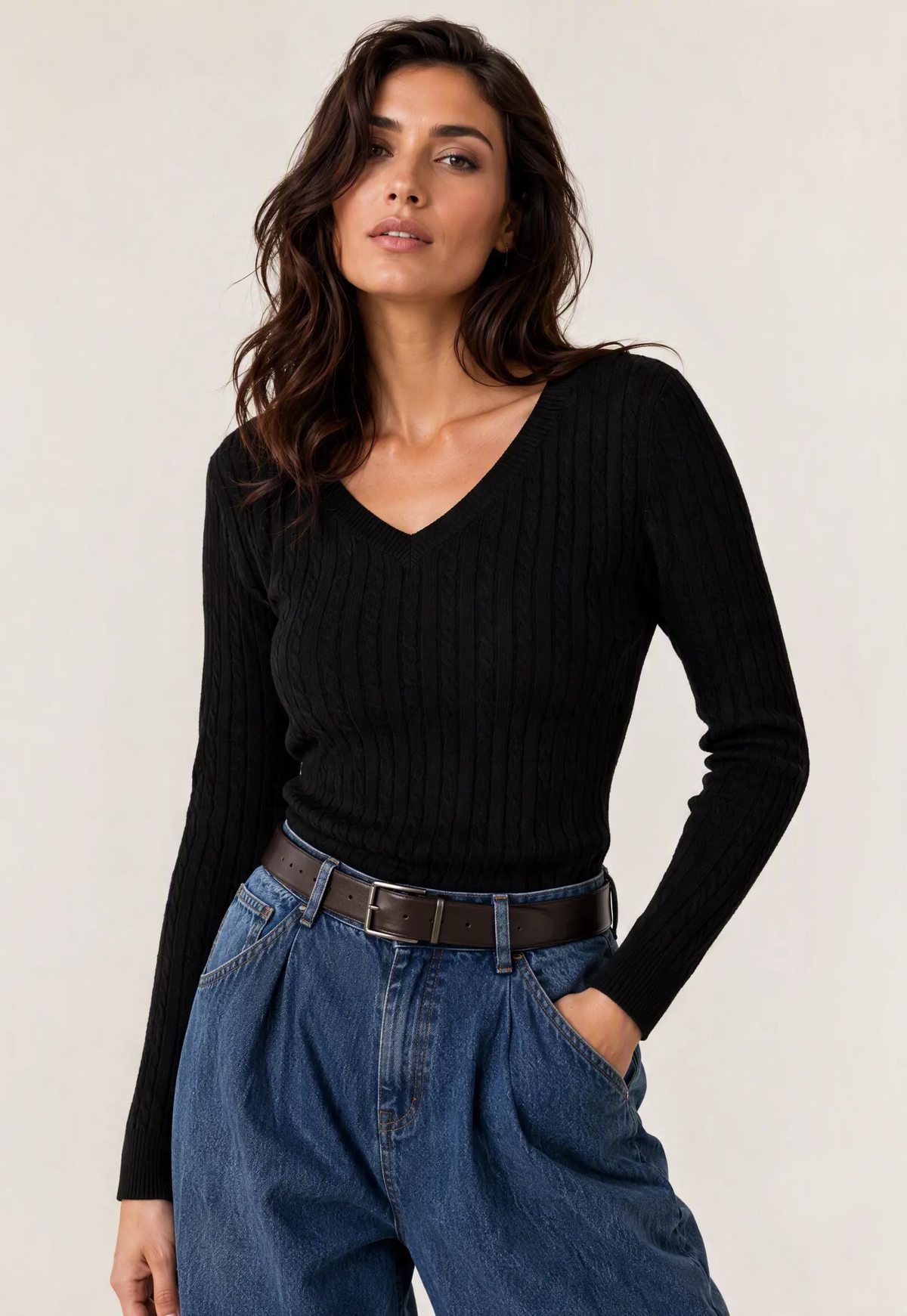 Maglia scollo a V a costine|Colore:Nero