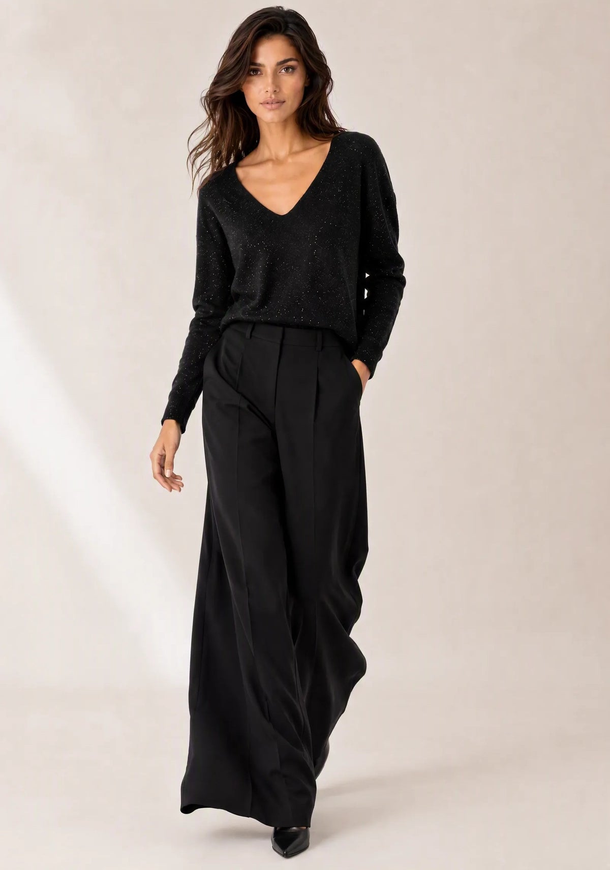 Maglia scollo a V con micro-paillettes|Colore:Nero