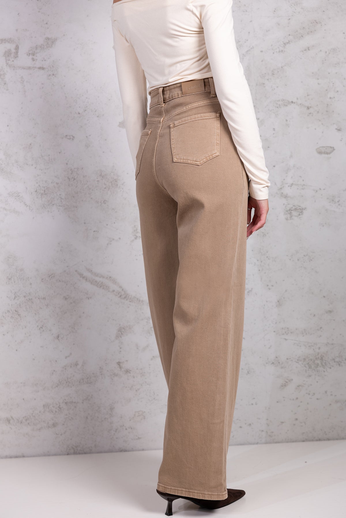 Jeans taschini applicati|Colore:Beige