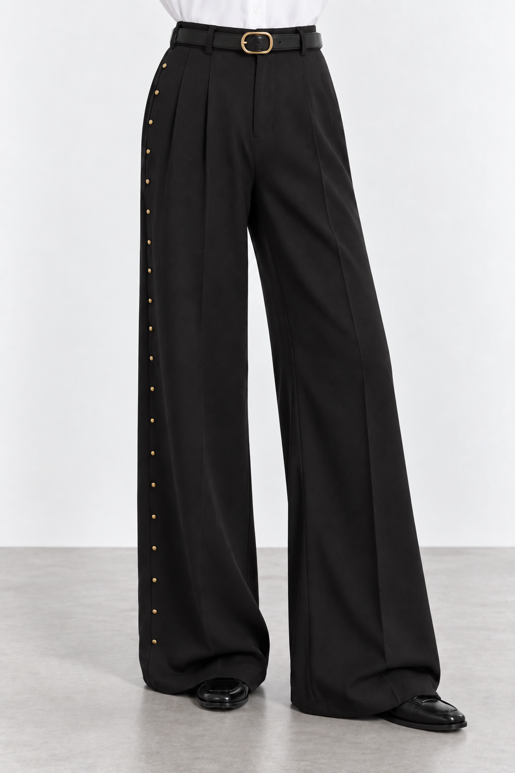 Pantaloni con borchie laterali|Colore:Nero