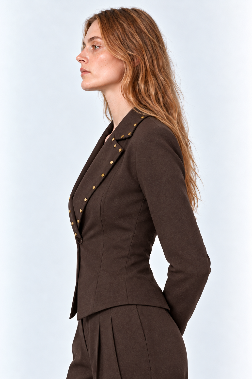 Giacca monopetto con borchie piatte|Colore:Marrone