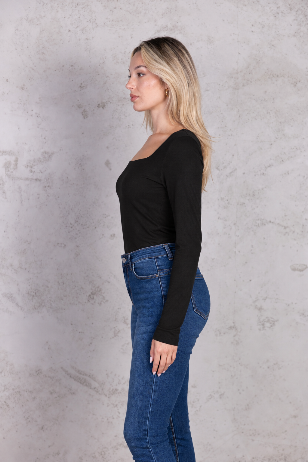 Maglia scollo quadrato|Colore:Nero