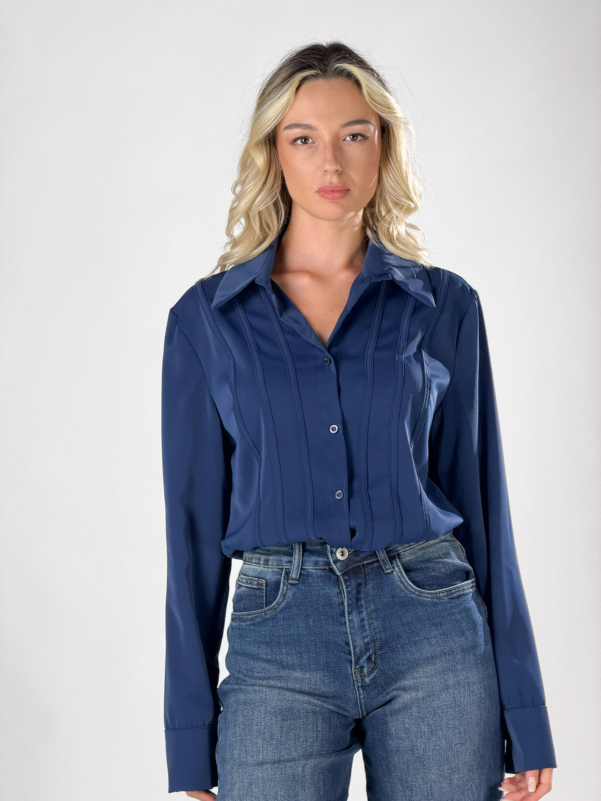 Camicia strutturata con  pieghe verticali|Colore:Blu navy