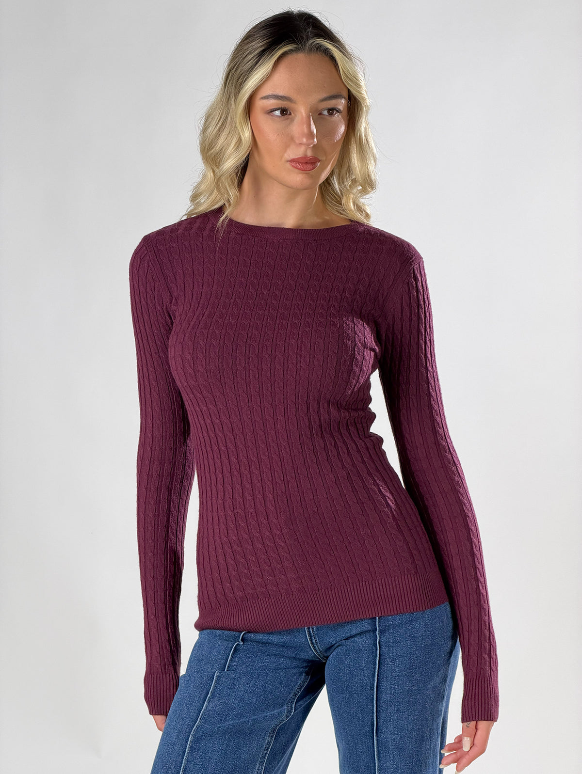 Maglia girocollo con lavorazione a trecce|Colore:Burgundy