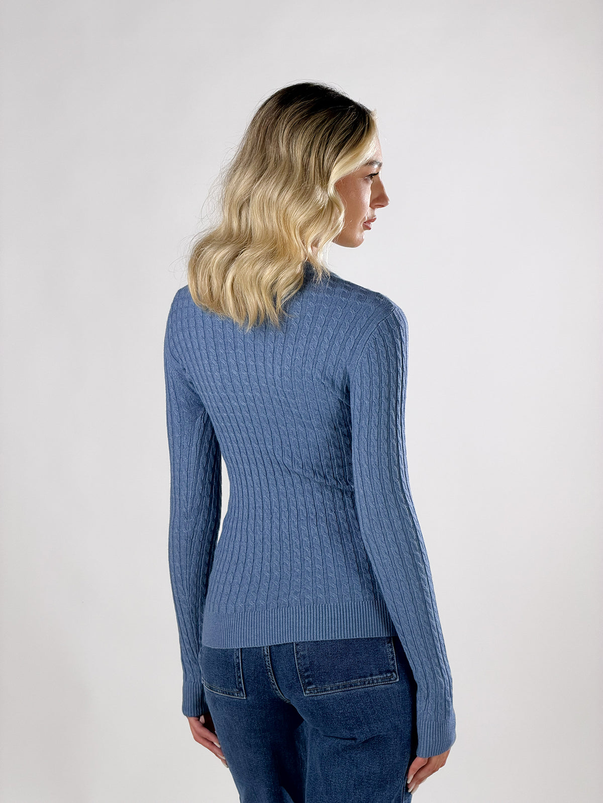 Maglia girocollo con lavorazione a trecce|Colore:Denim