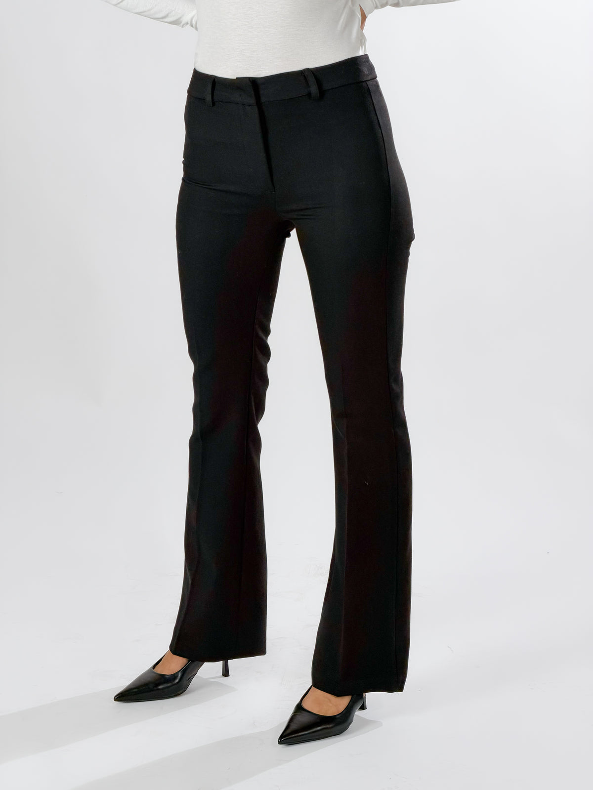 Pantalone Flare con passanti|Colore:Nero