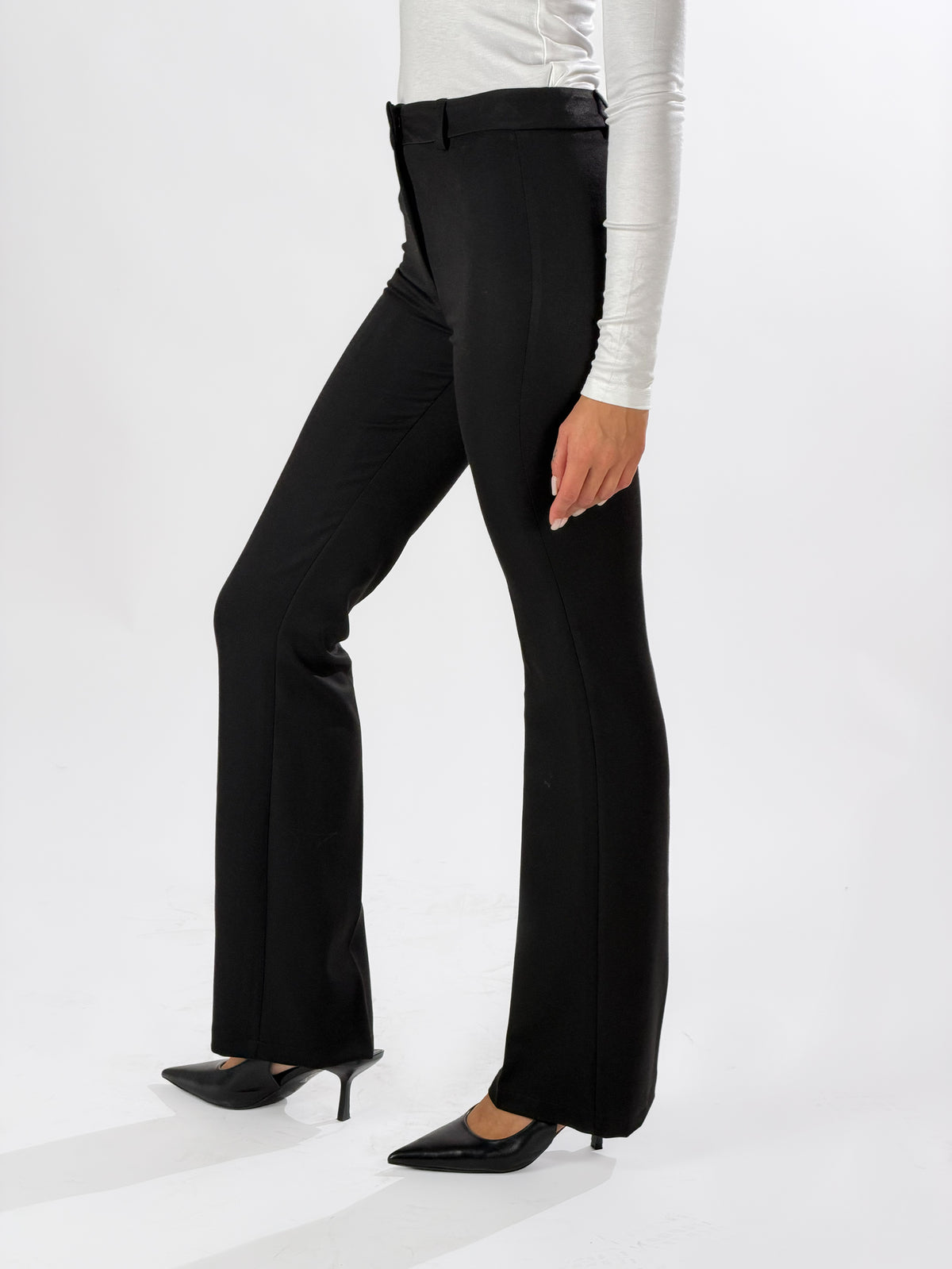 Pantalone Flare con passanti|Colore:Nero