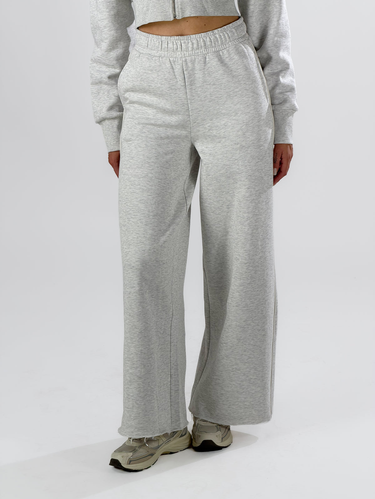 Pantafelpa con profilo in rileivo|Colore:Ash grey