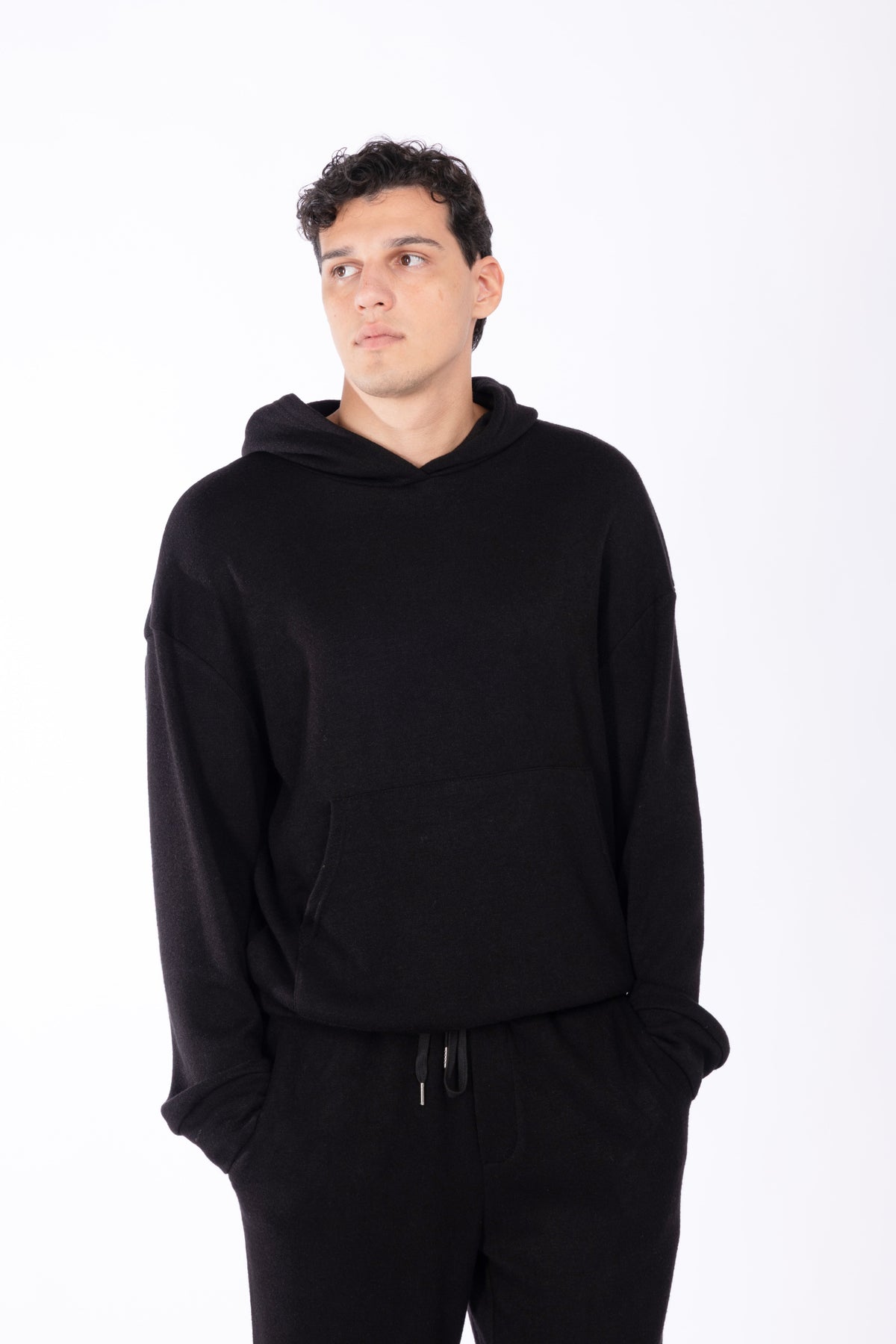 Felpa con cappuccio lavorata in maglia|Colore:Nero