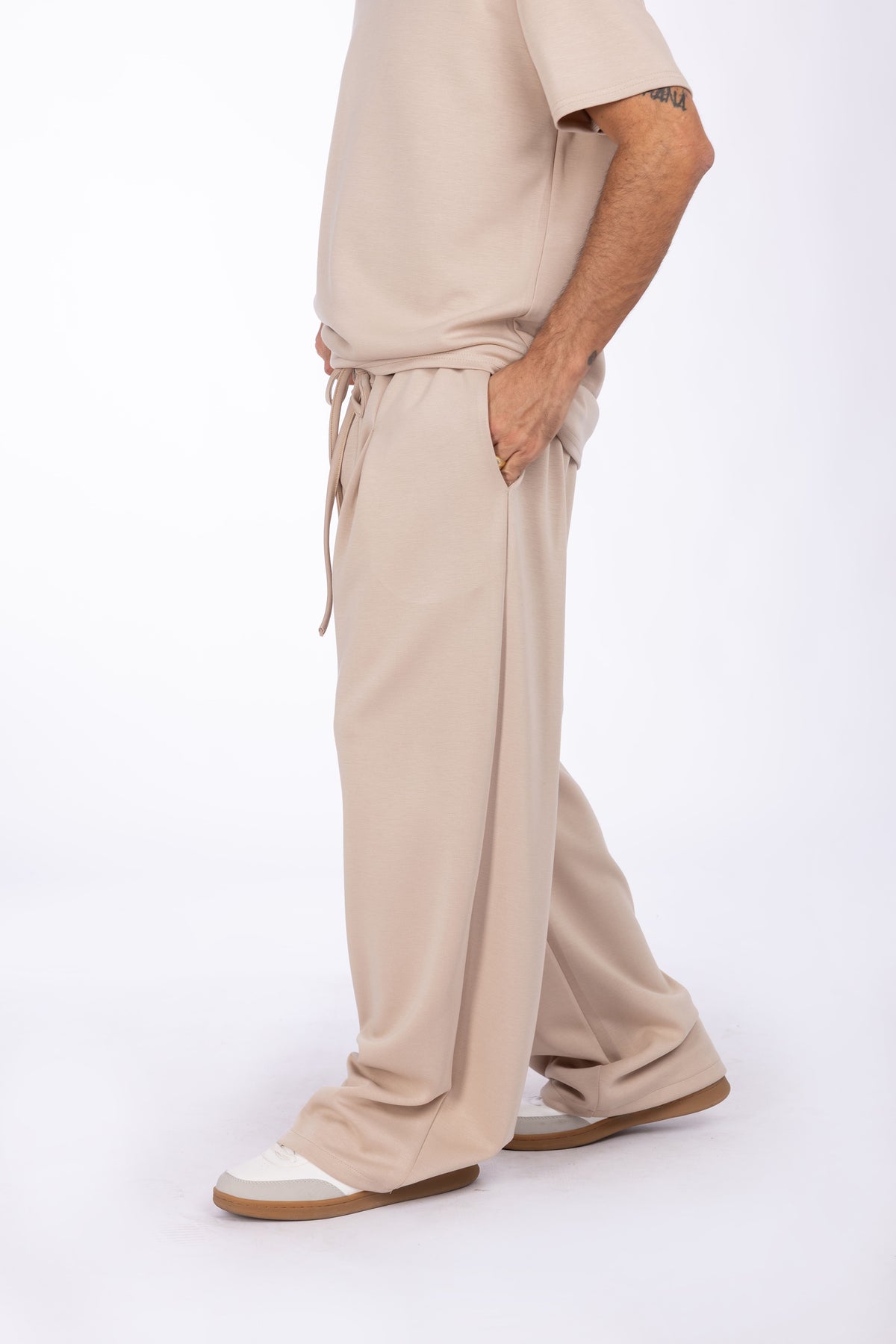 Pantalone baggy con elastico e pince|Colore:Beige